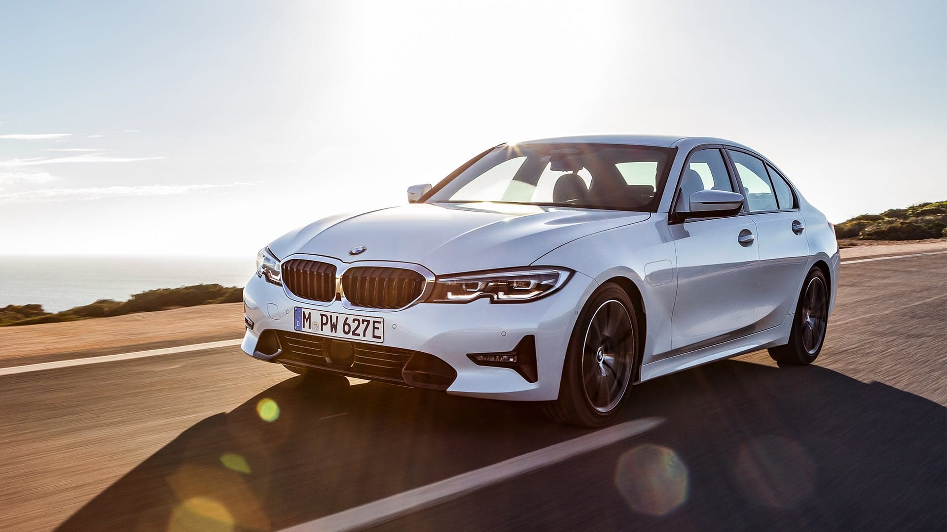 BMW Debuts Next-Generation 330e, a Plug-In Hybrid You’ll Actually Want to Drive