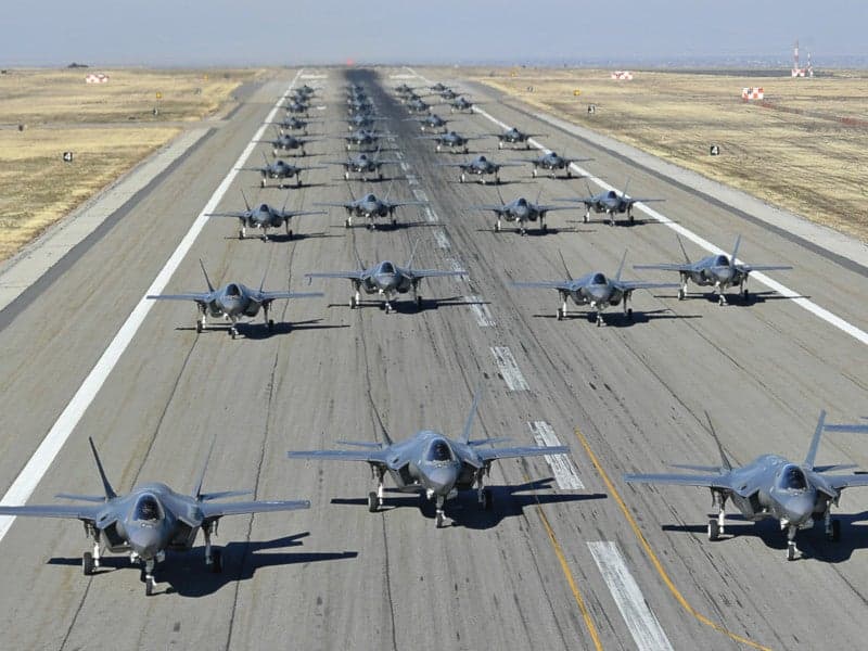 Two USAF Fighter Wings Line Up 35 F-35s During Type’s First-Ever ‘Elephant Walk’ Exercise (Updated)