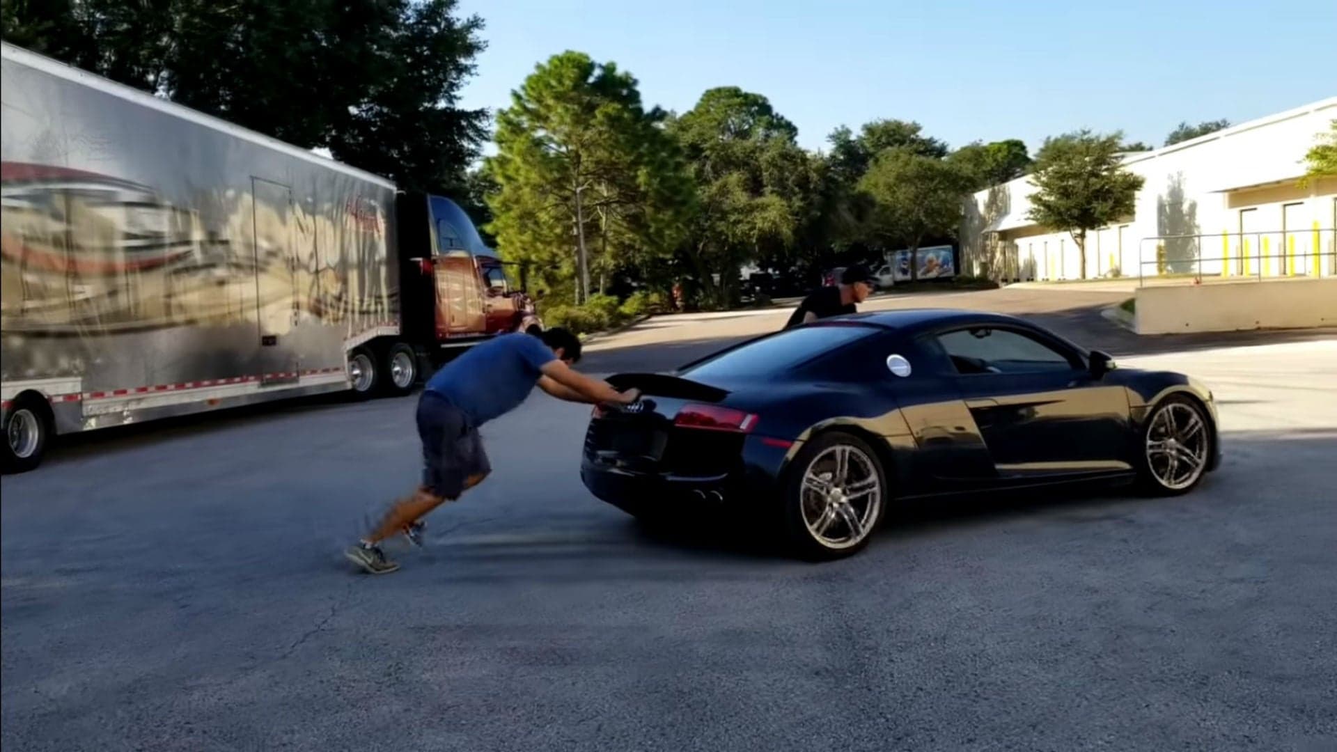 Youtuber Shows What It Takes to Get a Half-Price, Totalled Audi R8 Back on the Road