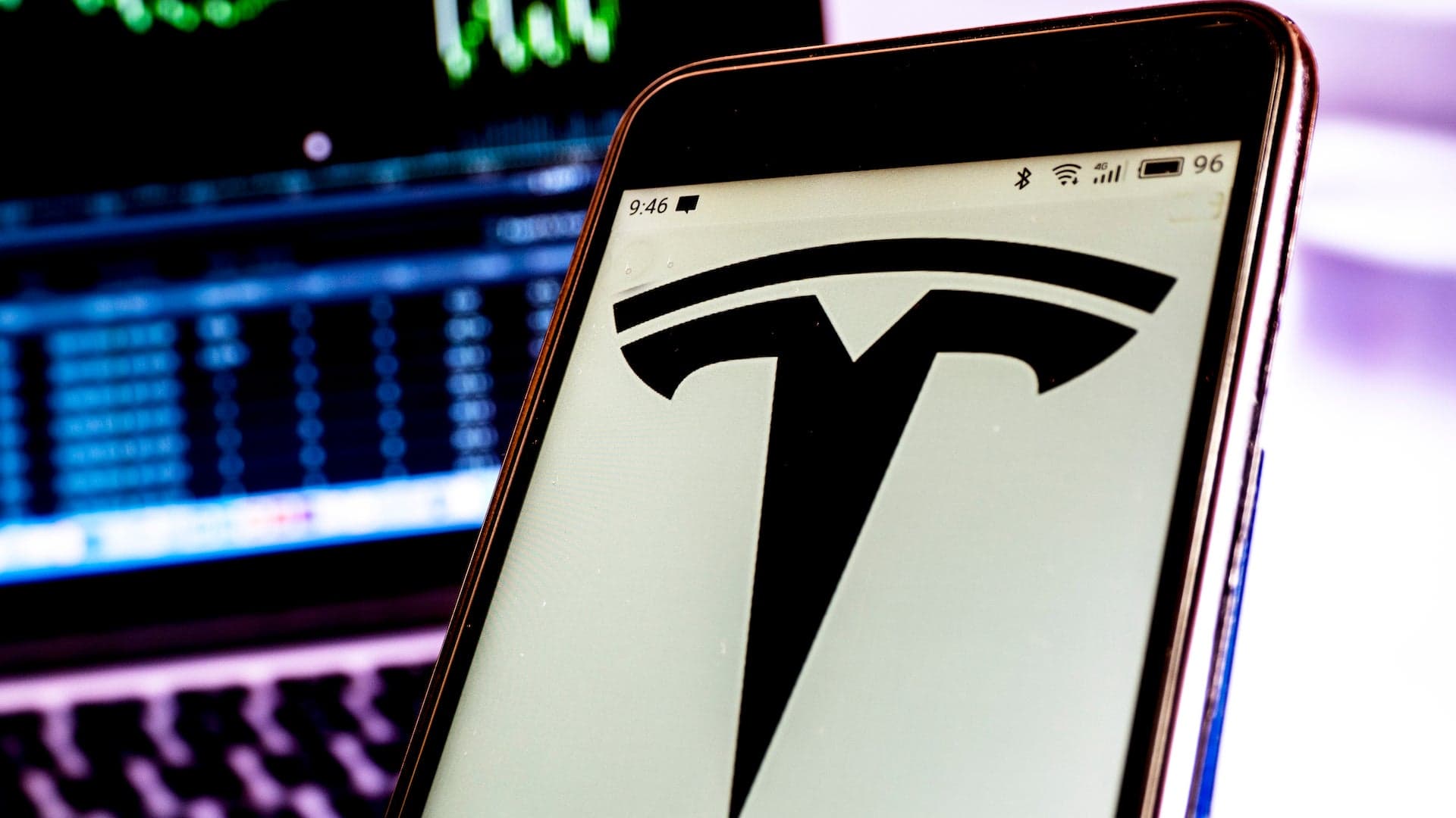 Tesla’s New Software Update Finally Makes It Harder for Thieves to Steal Cars