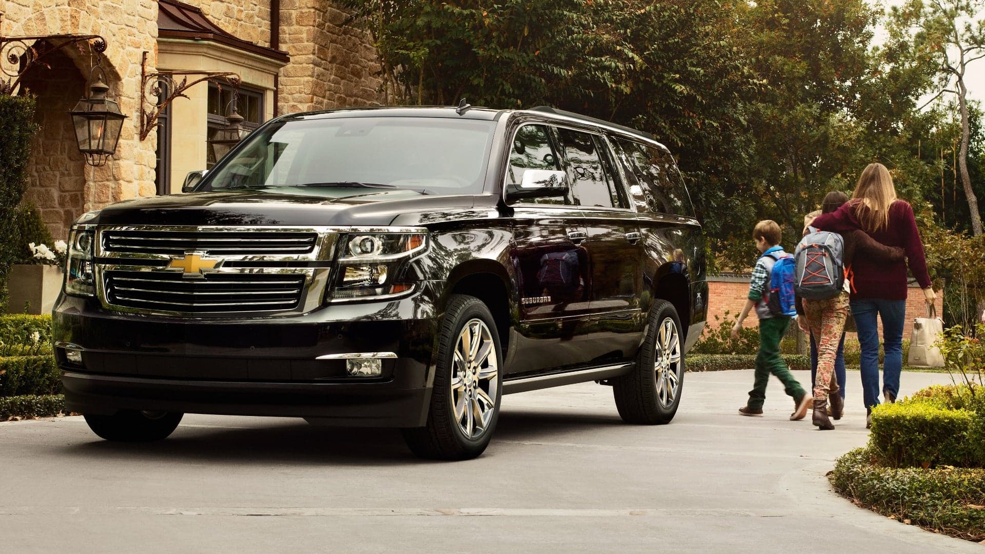 GM Is Offering up to $11,000 off MSRP on Chevrolet Suburbans