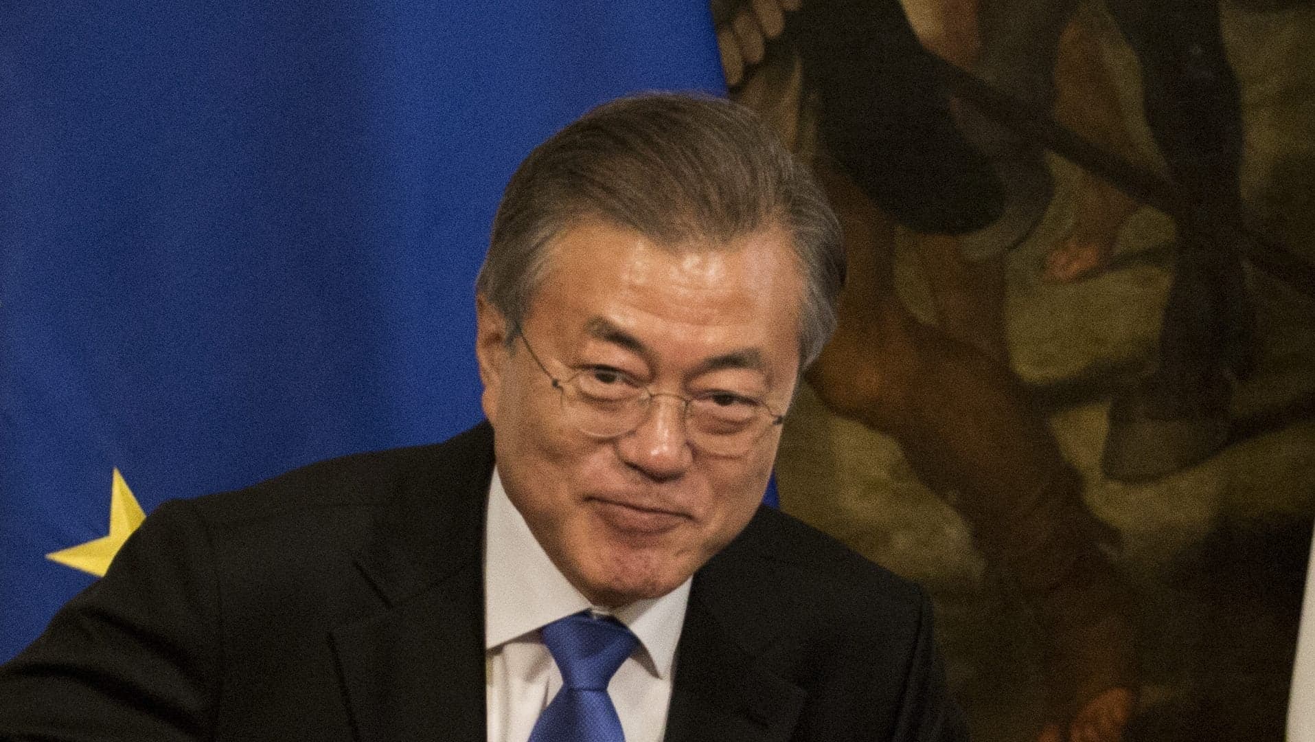 Korean President Pledges Government Support for Fuel Cell, Battery EVs