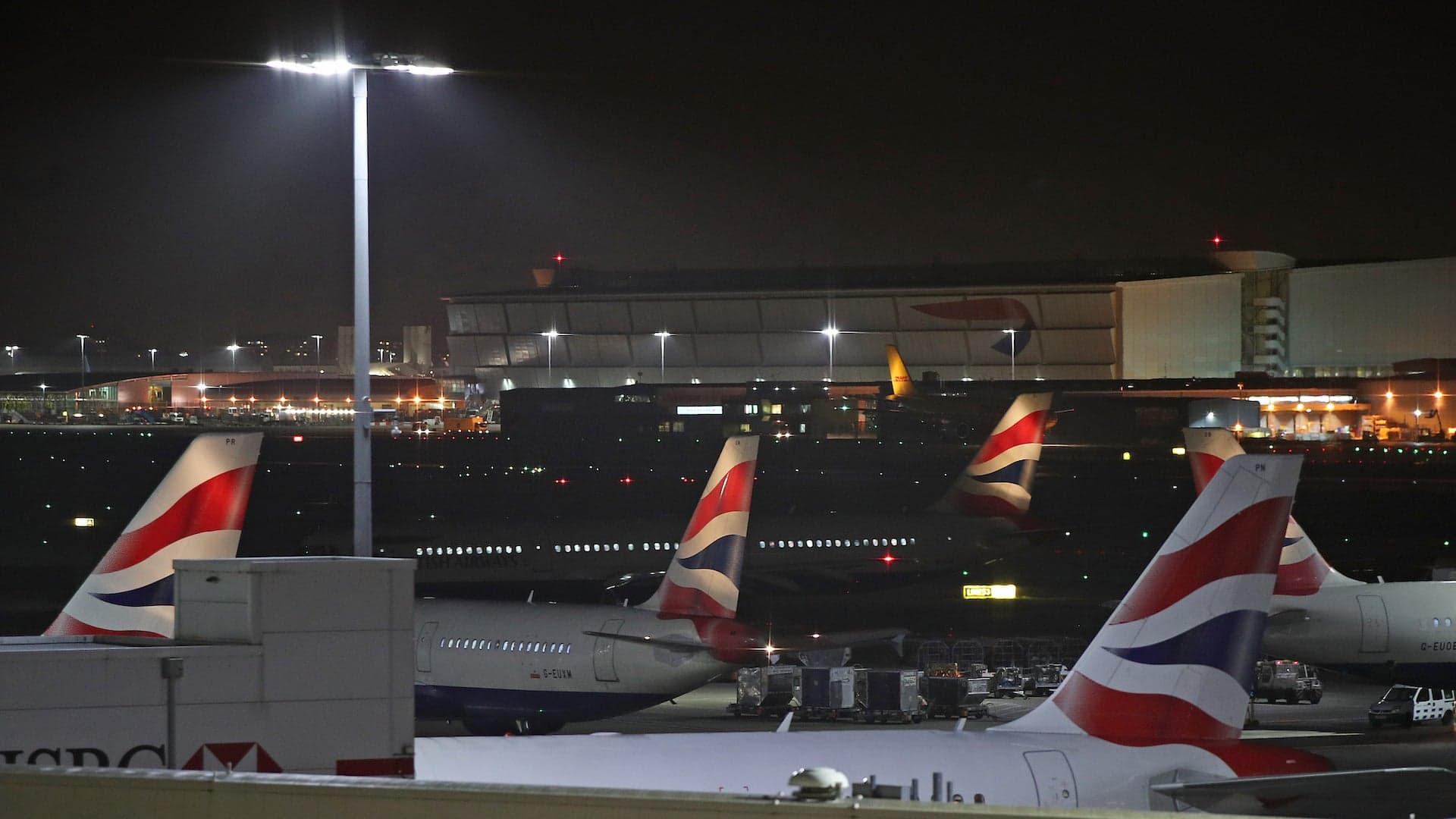Heathrow Airport Drone Sighting Being Investigated by British Police and Military