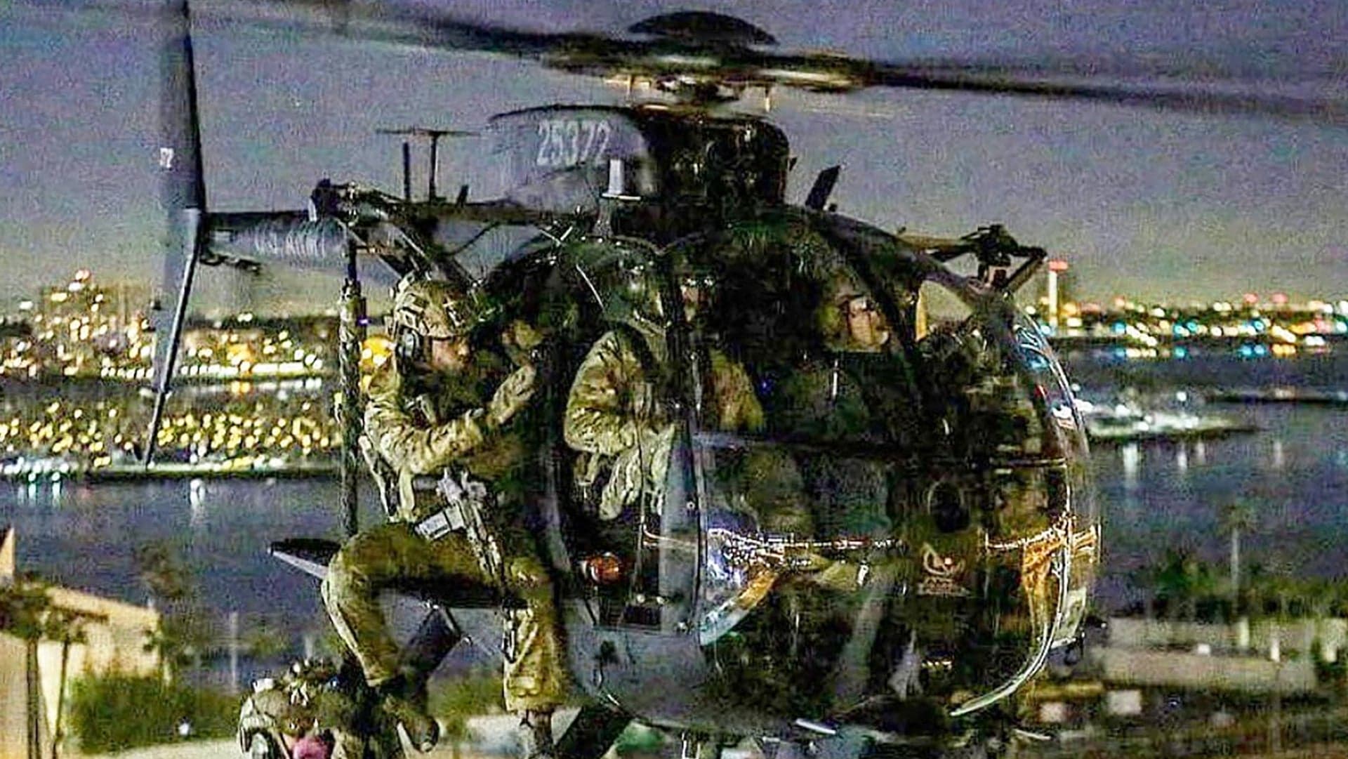 You Have To See This Crazy Photo Of A Night Stalker MH-6 Dropping Commandos On Long Beach
