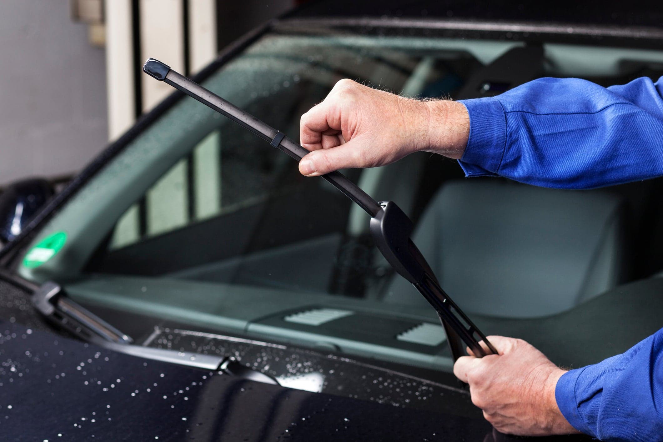 Best All-Season Wiper Blades: Our Top Picks for All-Weather Protection