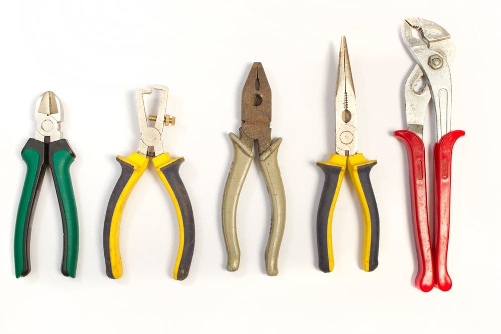 Best Hose Clamp Pliers: Top Tools for Removing Clamps