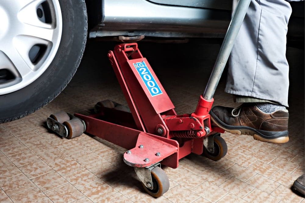 Best Jack Stands: Be Confident When Lifting Your Vehicle