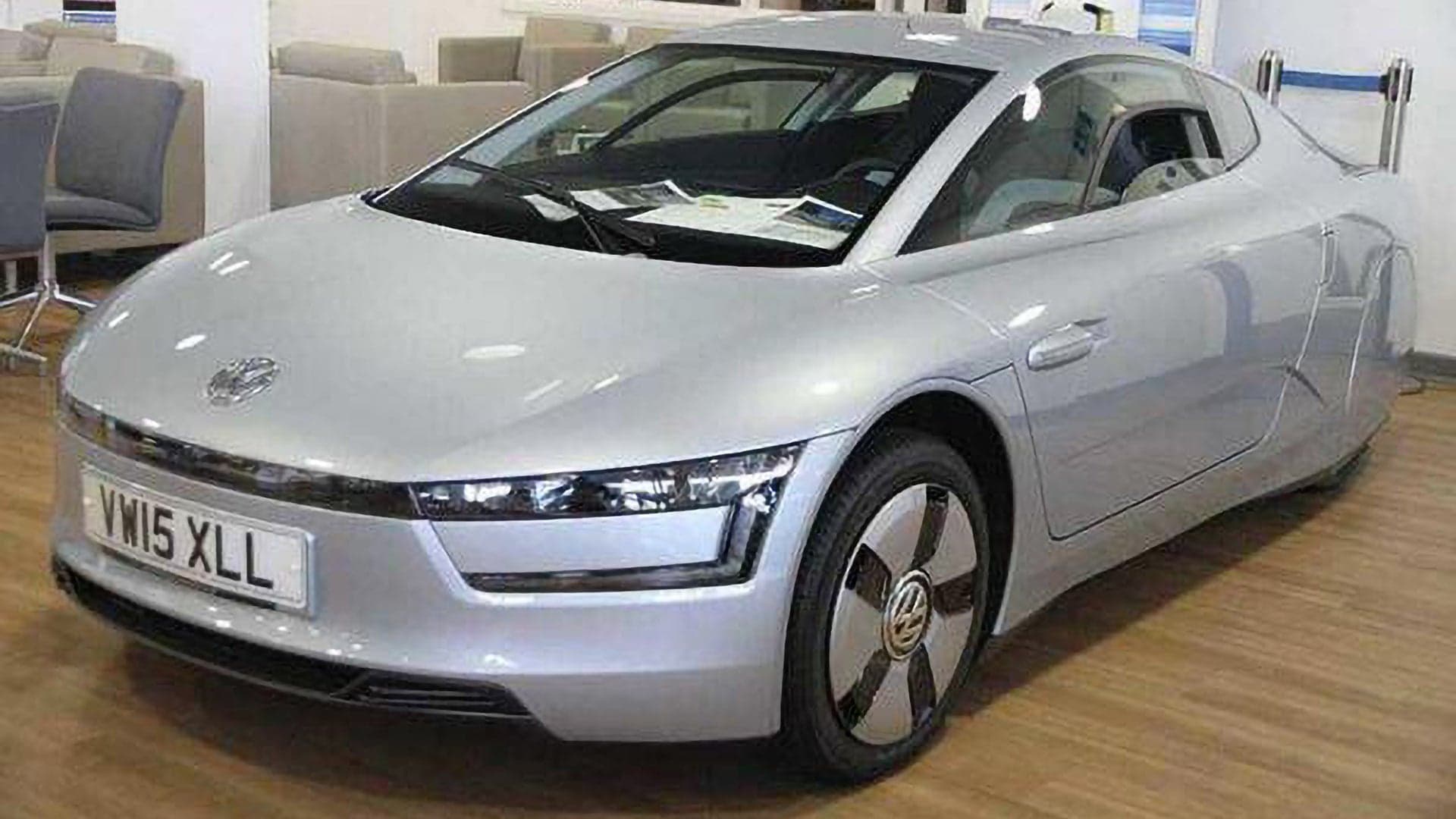 For Sale: Ultra-Rare 2015 Volkswagen XL1 Diesel-Hybrid Capable of 260 MPG