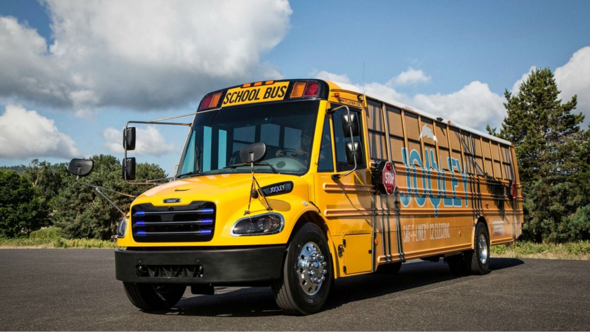 This Thomas-Built Electric School Bus Aims to Replace Aging Diesel Models