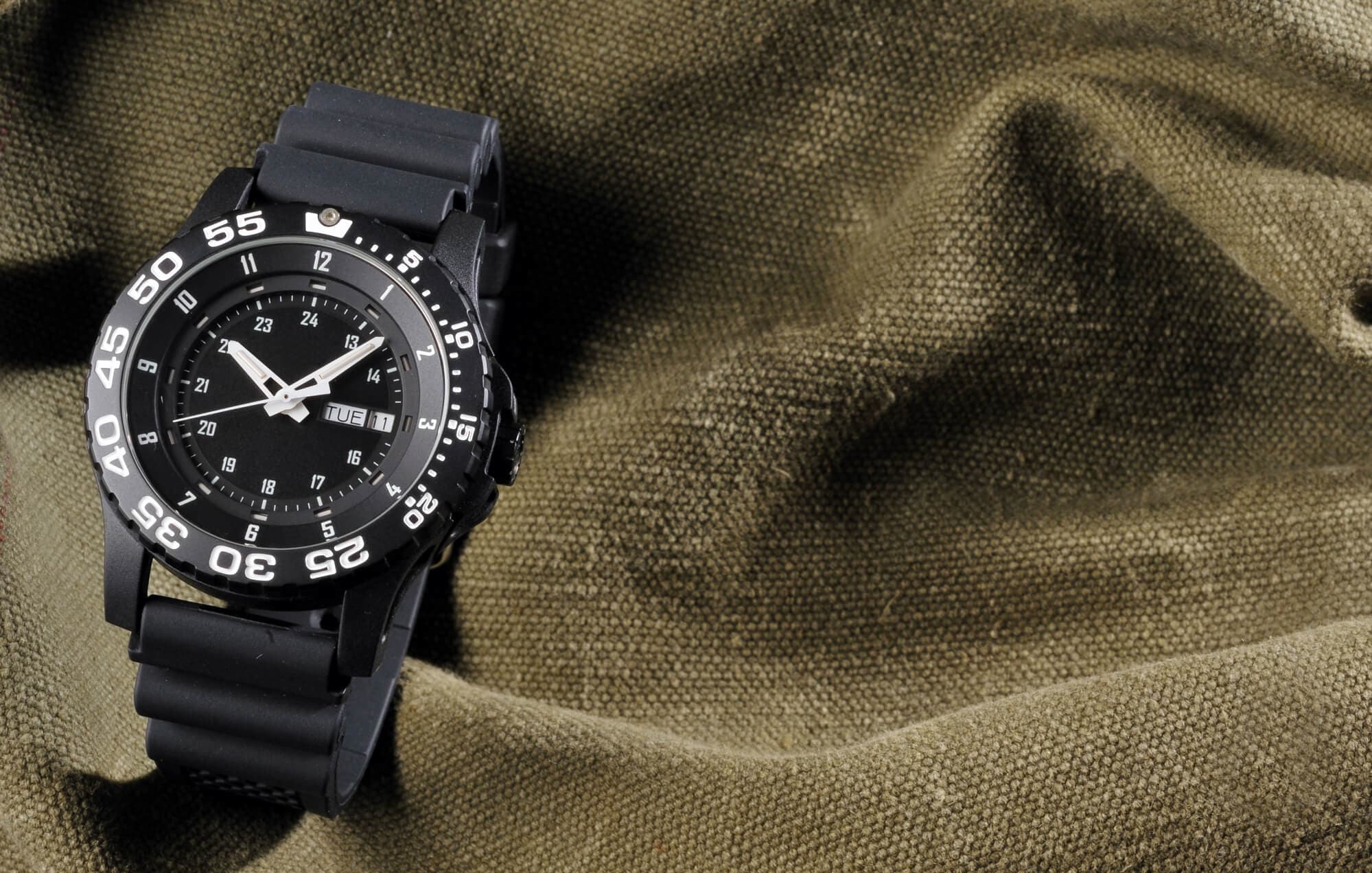 Best Military Watches: Tough and Practical Timepieces
