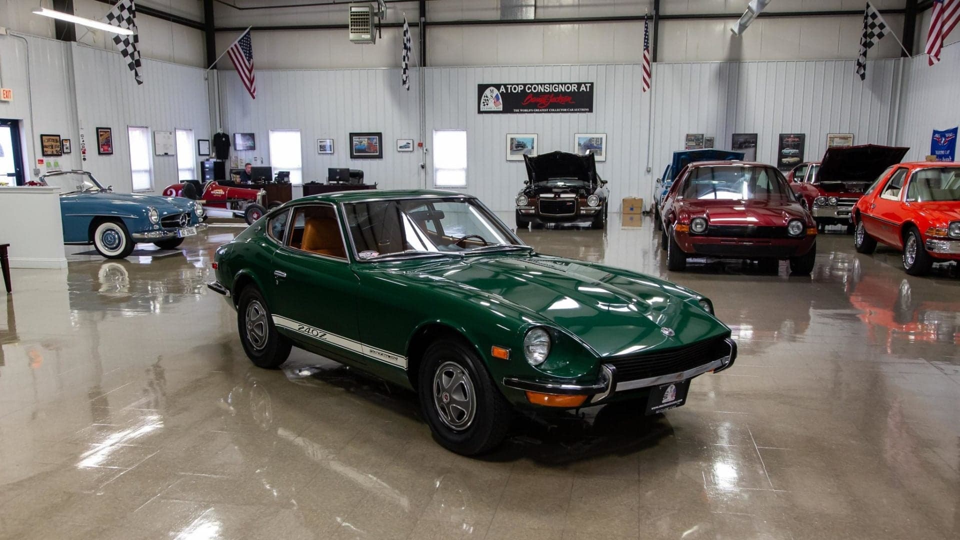 A Pristine 1971 Datsun 240Z Just Sold for $310,000 Because the World’s Gone Mad