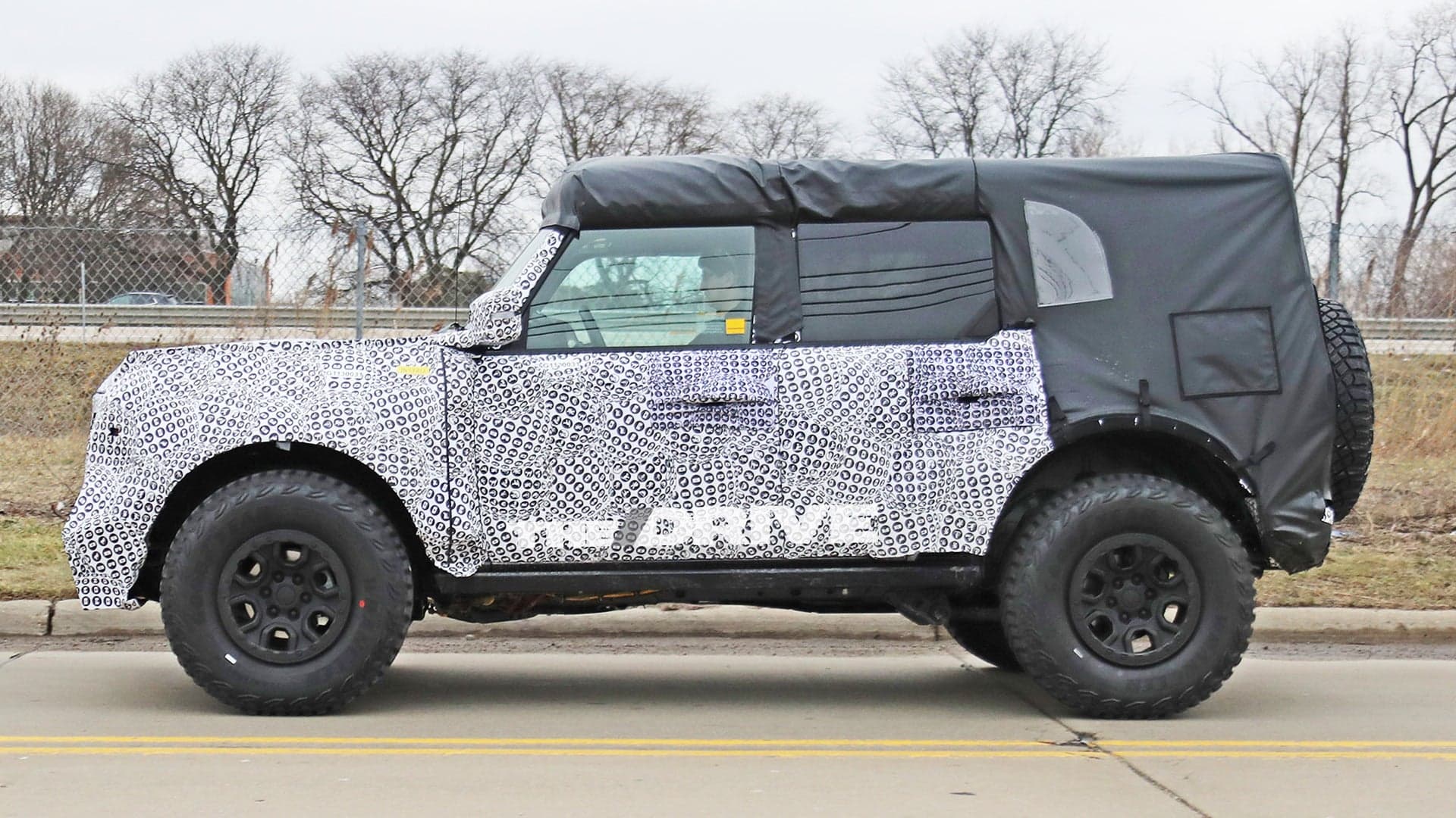 New 2021 Ford Bronco Spy Shots: Check Out Those Tires