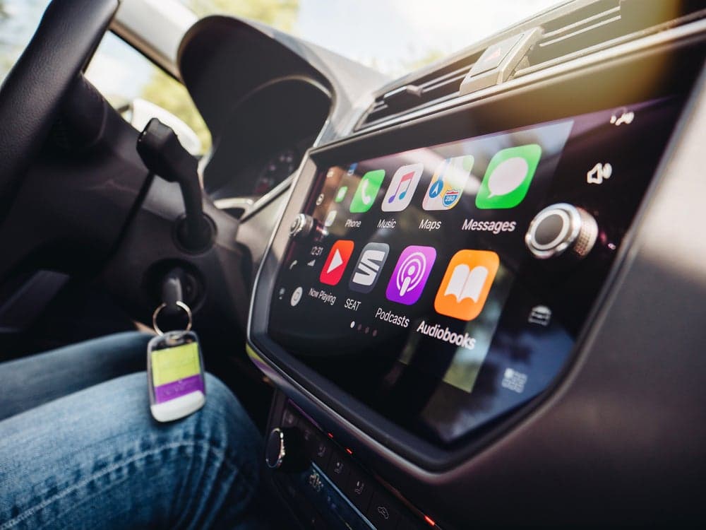 Best Aftermarket CarPlay: Safely Use Your iPhone in the Car
