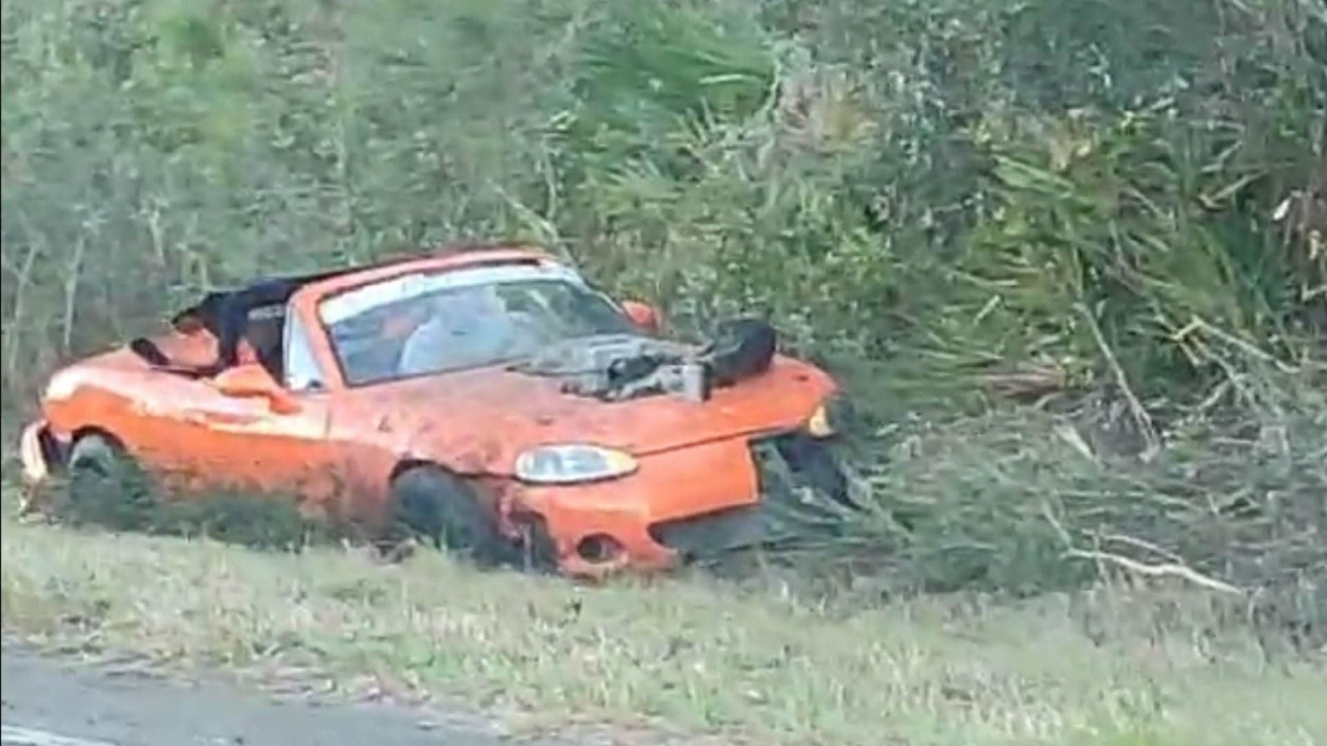 Legendary Hellcat-Powered Mazda Miata Lands in Ditch After Leaving Car Meet