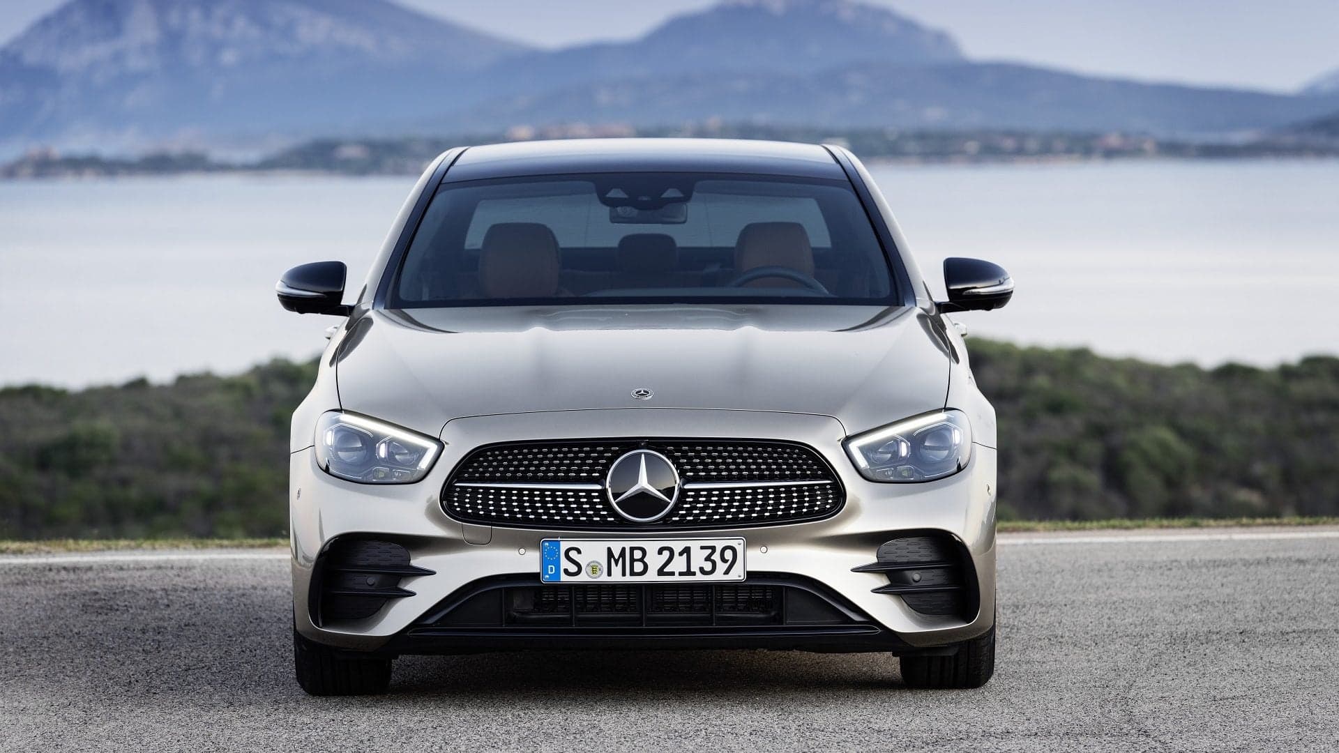 Mercedes-Benz Shows Why the Modular Platform Game Is Necessary