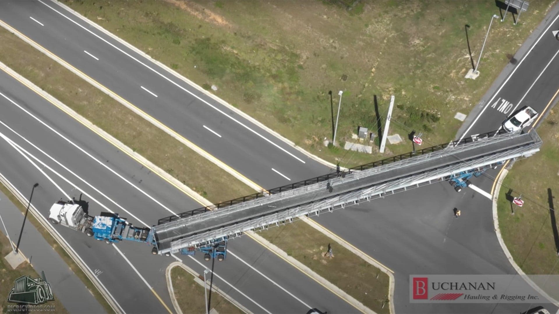 How a Semi-Truck Hauls a 235-Foot, 335,000-Pound Super Load Down Public Roads