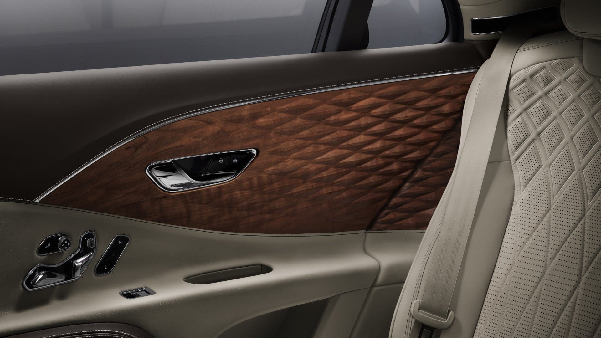 Bentley Spent 18 Months Figuring Out How to Make 3-D Wood for the Flying Spur Interior