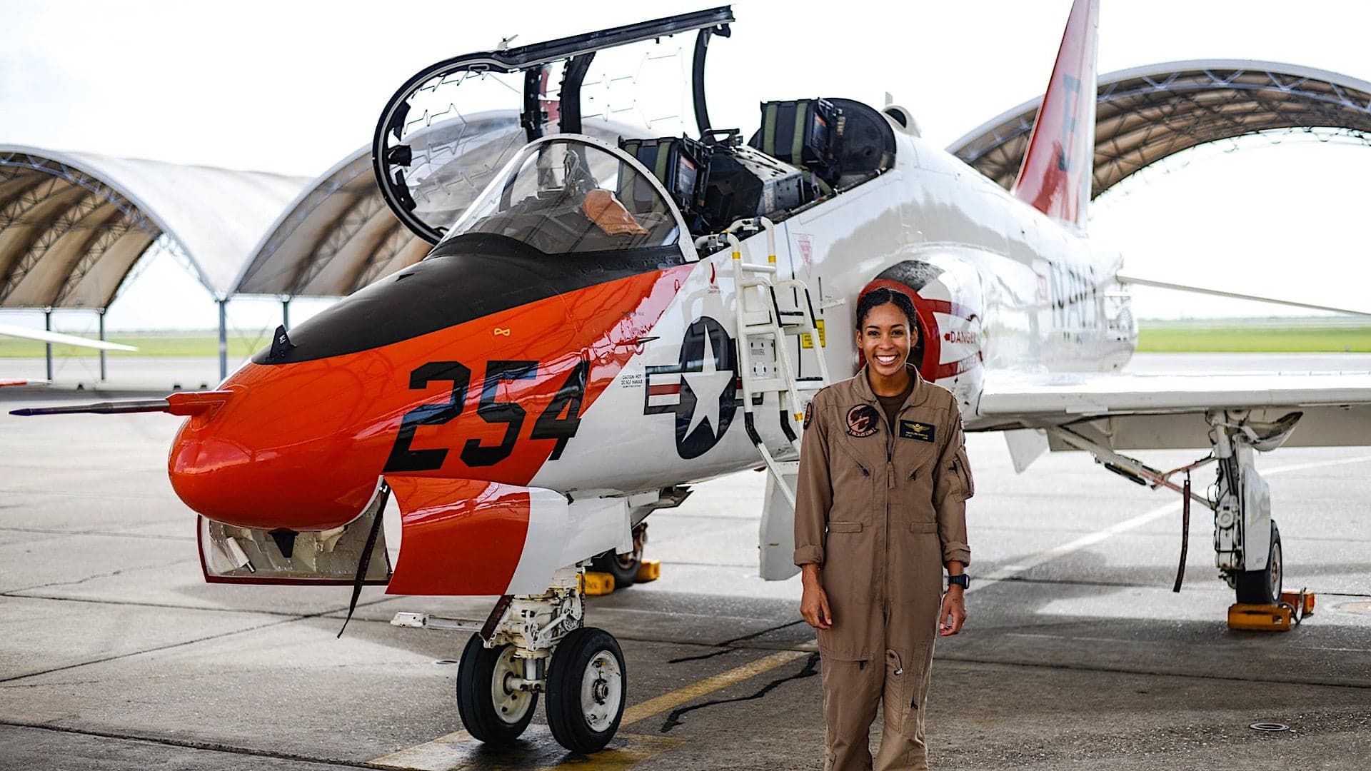 Meet The Navy’s First Female African American Tactical Jet Pilot