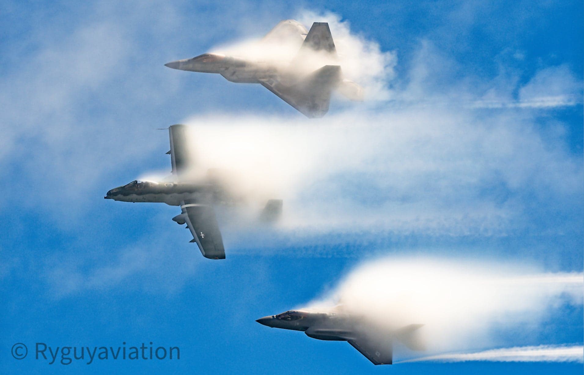 This Shot Of An A-10, F-35, And F-22 Billowing Vapor In Formation Is Absolutely Insane