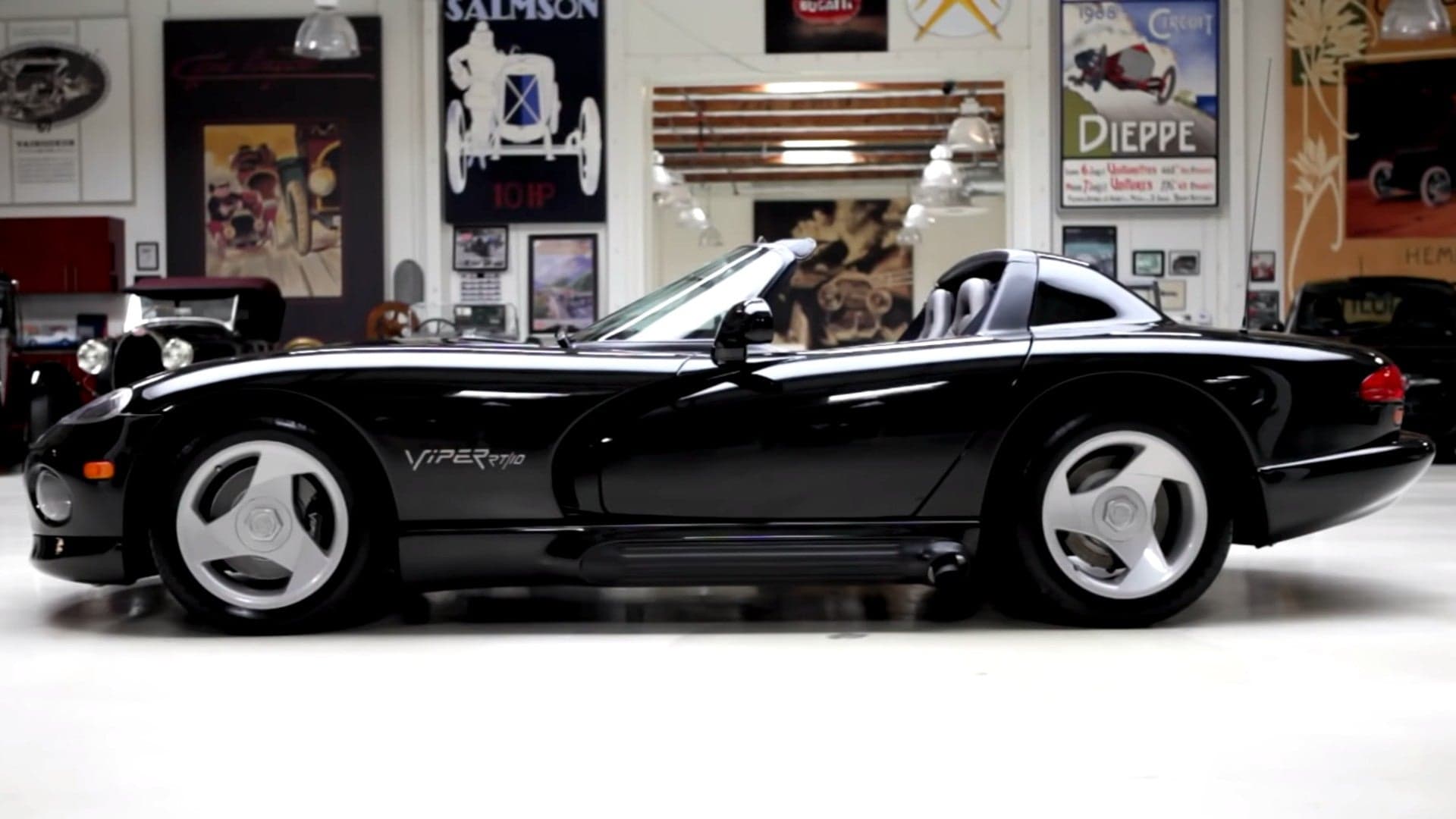 Jay Leno Shows Why the Original Dodge Viper Is Still a Riot to Drive Some 27 Years Later