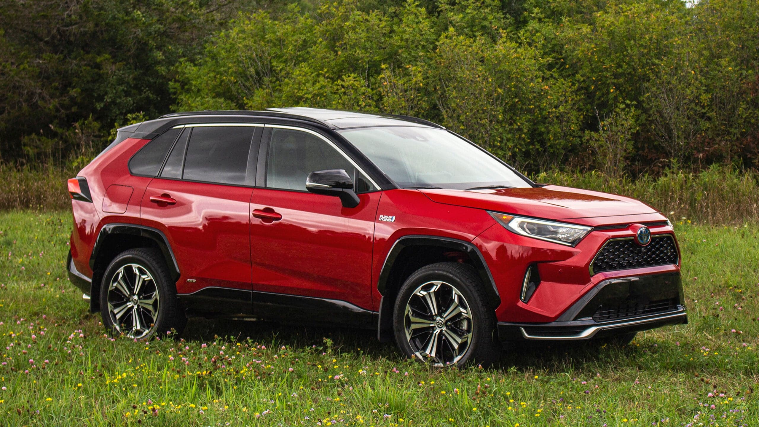 The 2021 Toyota RAV4 Prime Is a 302-HP Plug-In Hybrid That Changes the Crossover Game