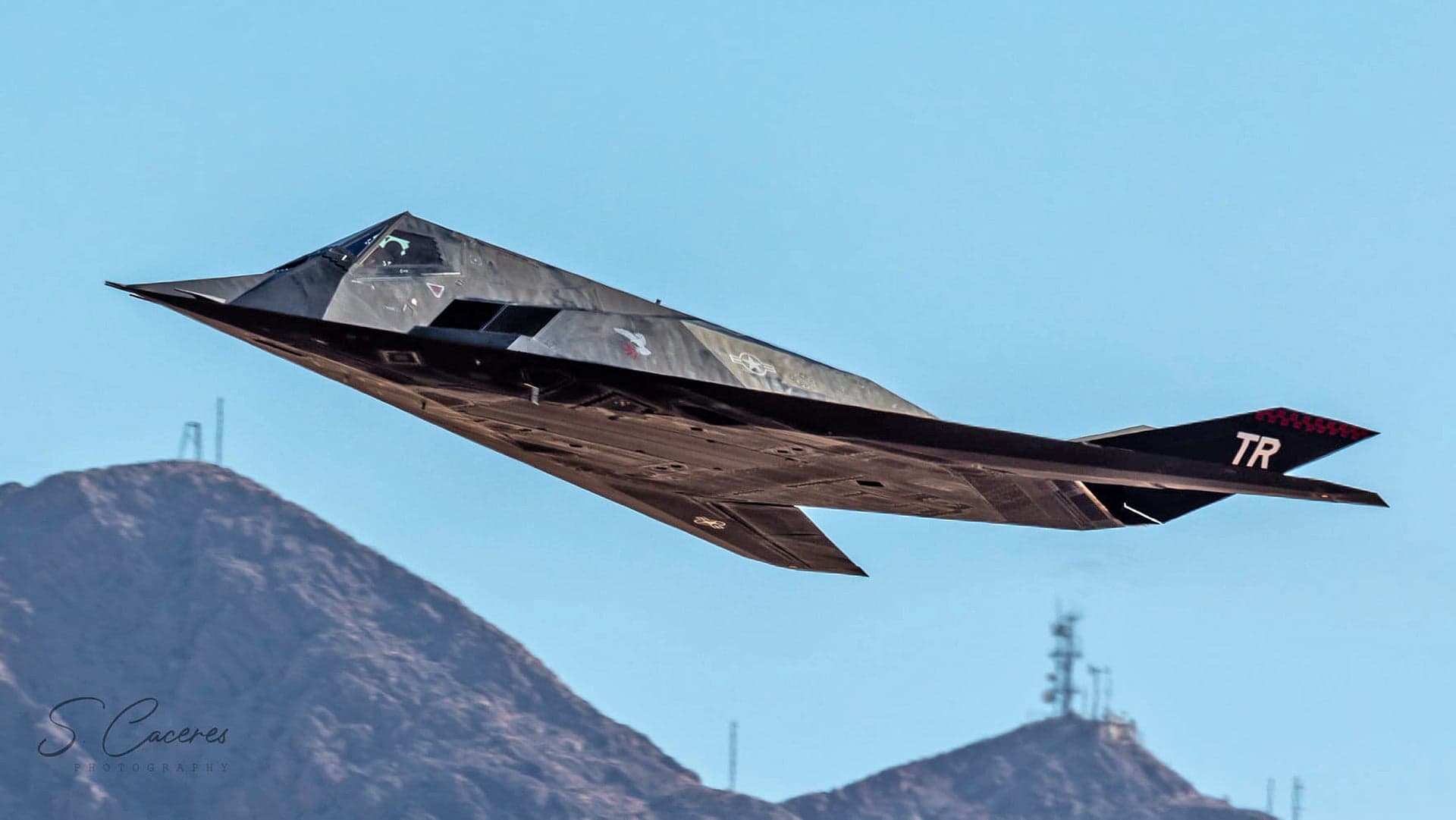 F-117s Photographed Flying Out Of Nellis AFB For The First Time In Over A Decade