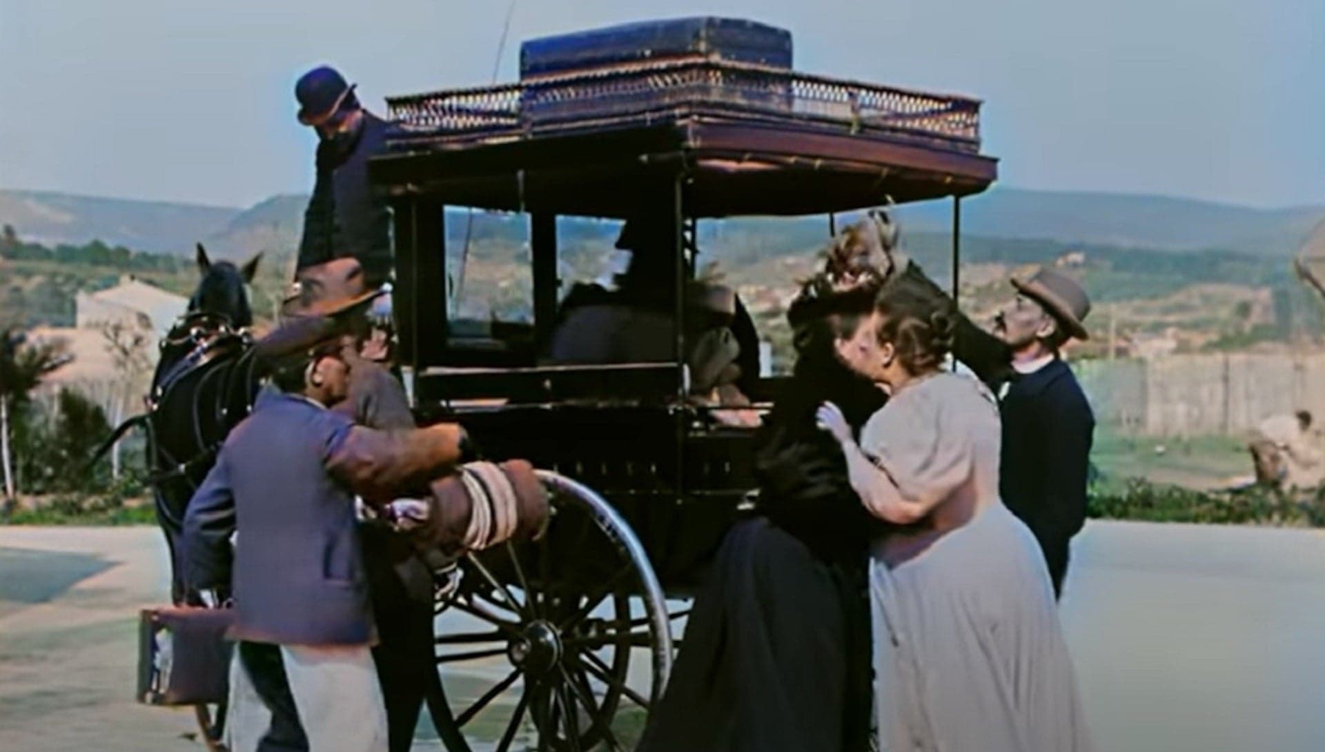 This 4K Footage from 1895 of a Family Going on a Road Trip Is the Closest Thing to Time Travel