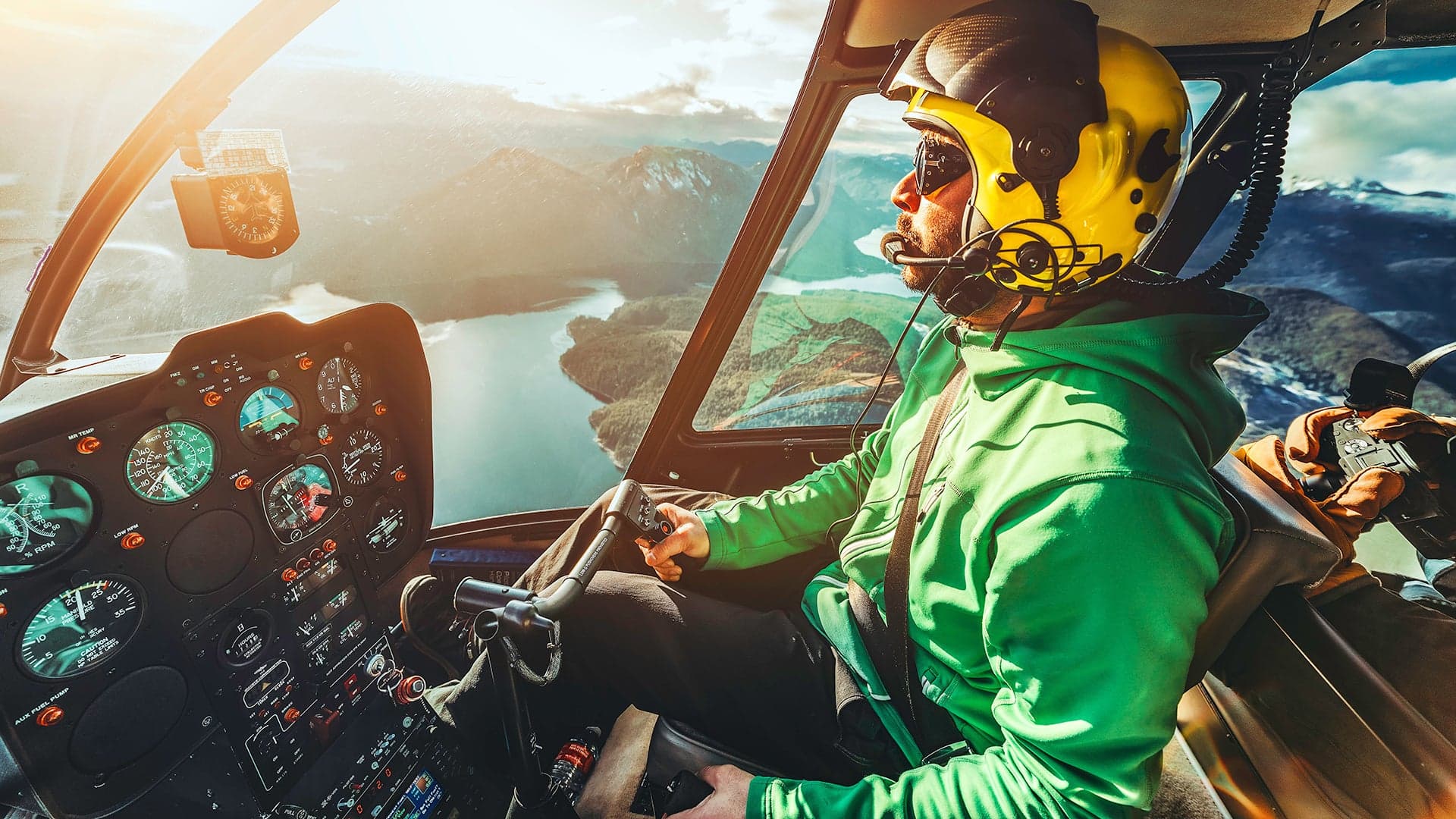 The Truth About Going From Flying Airplanes To Helicopters