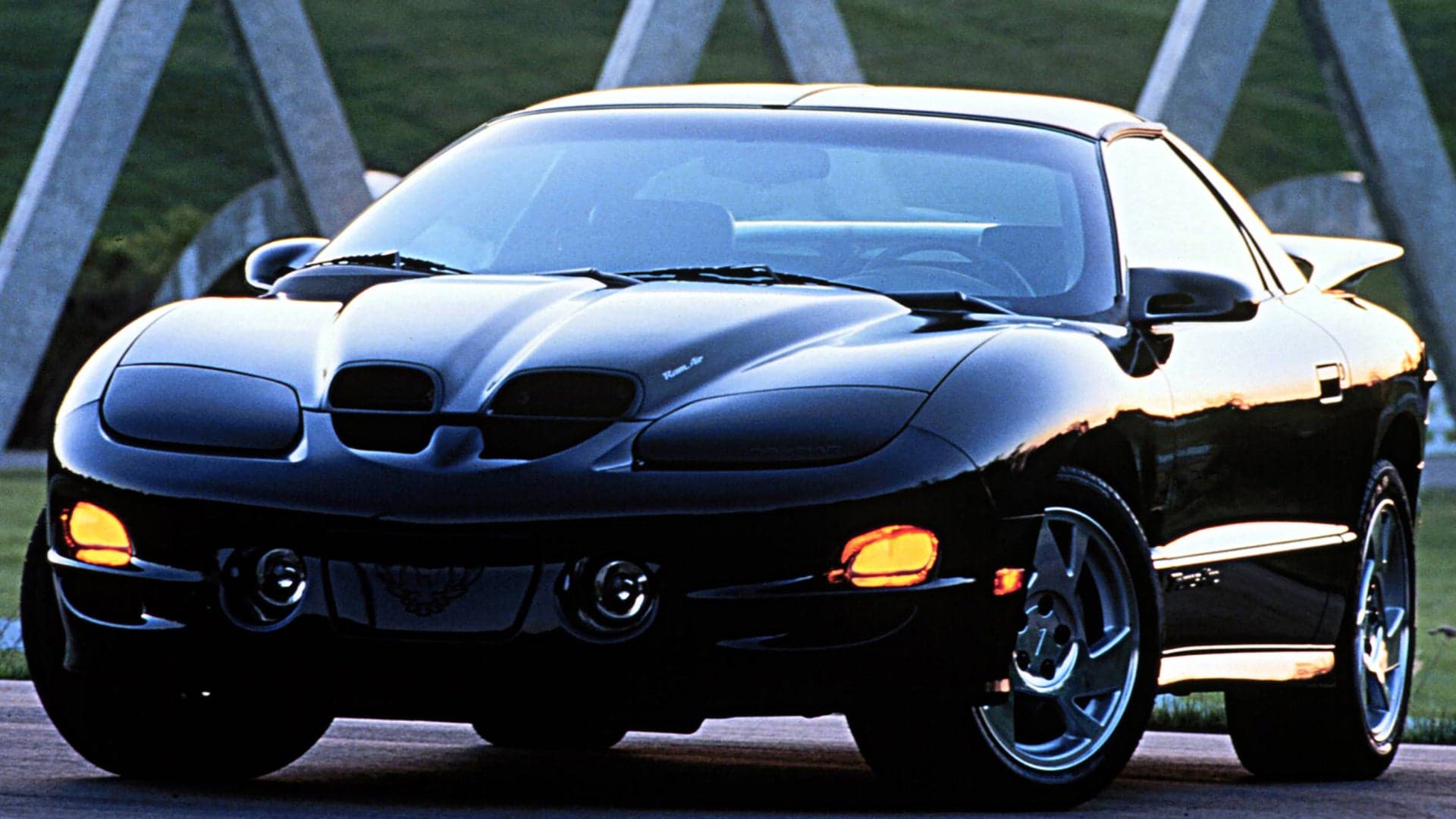 Why Jay Leno Loves the Pontiac Firebird WS6, a ‘Four-Seat Corvette’