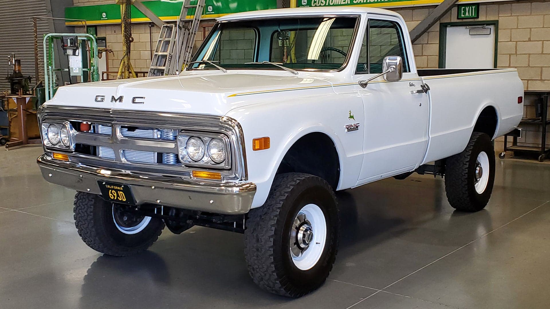 Swapping a John Deere Diesel Tractor Engine Into a 1969 GMC Truck Is Ridiculously Tough
