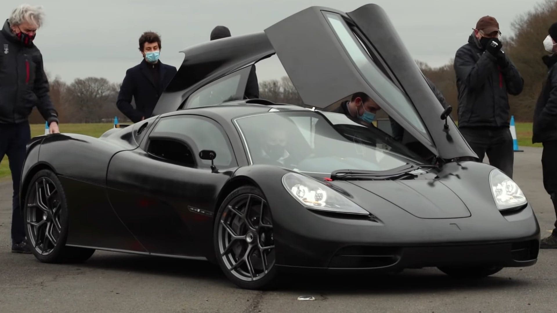 Watch Gordon Murray Take His T.50 Hypercar on Its Maiden Drive