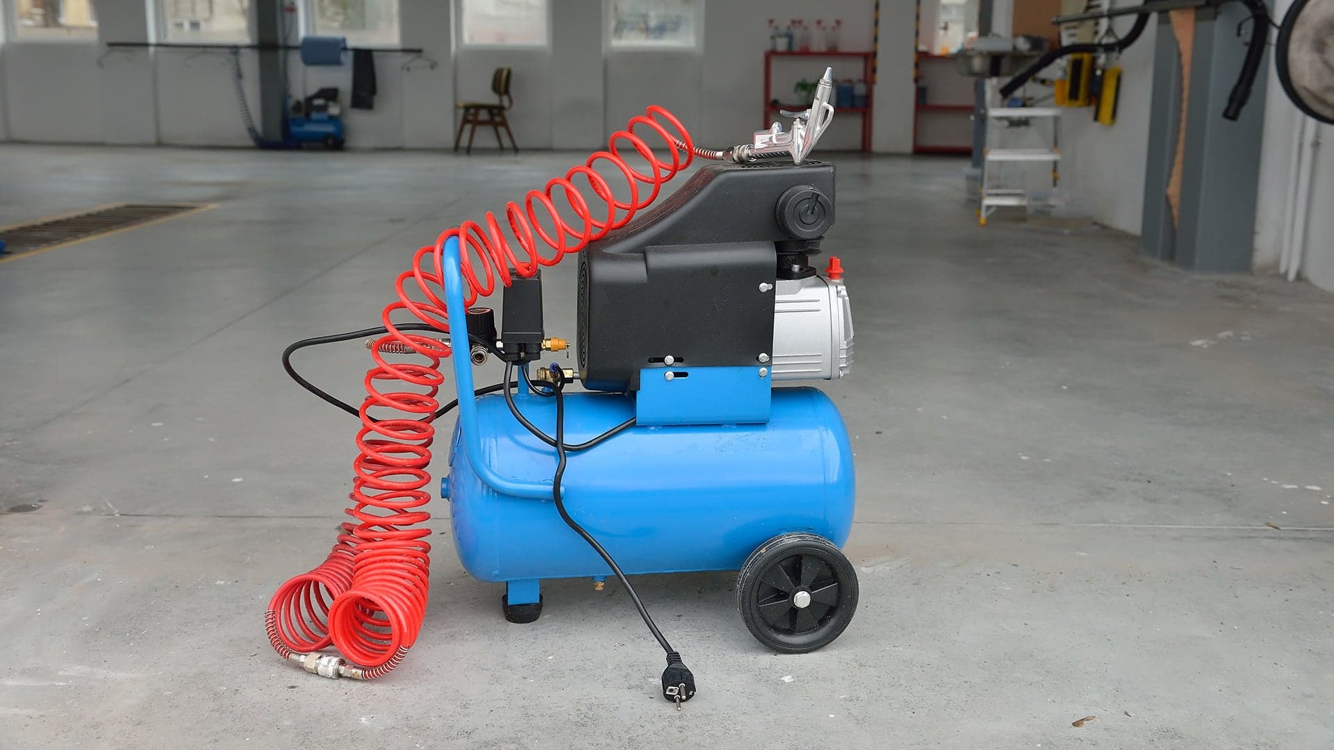 These Air Compressor Tools Will Transform Your Garage Into a High-Efficiency Workshop