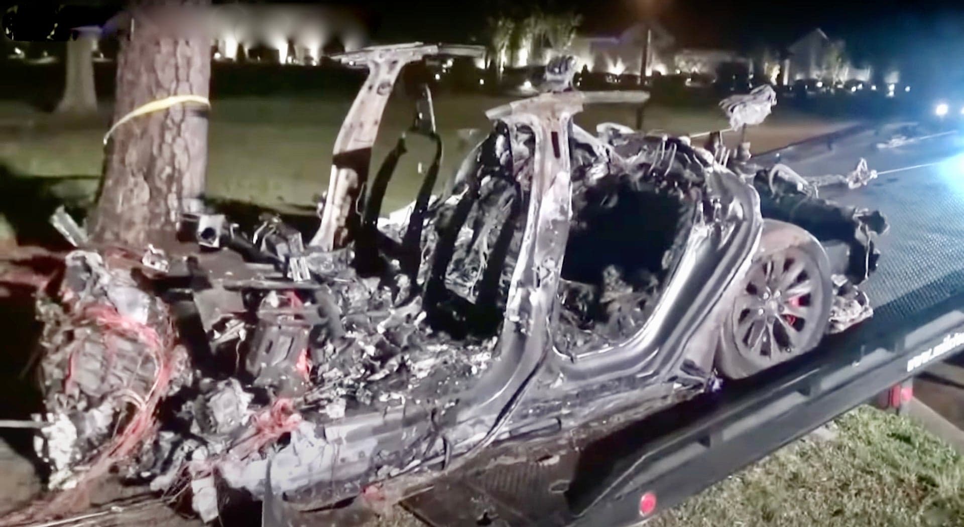 Investigators ‘100 Percent Sure’ No One Was in the Driver’s Seat in Fatal Tesla Crash