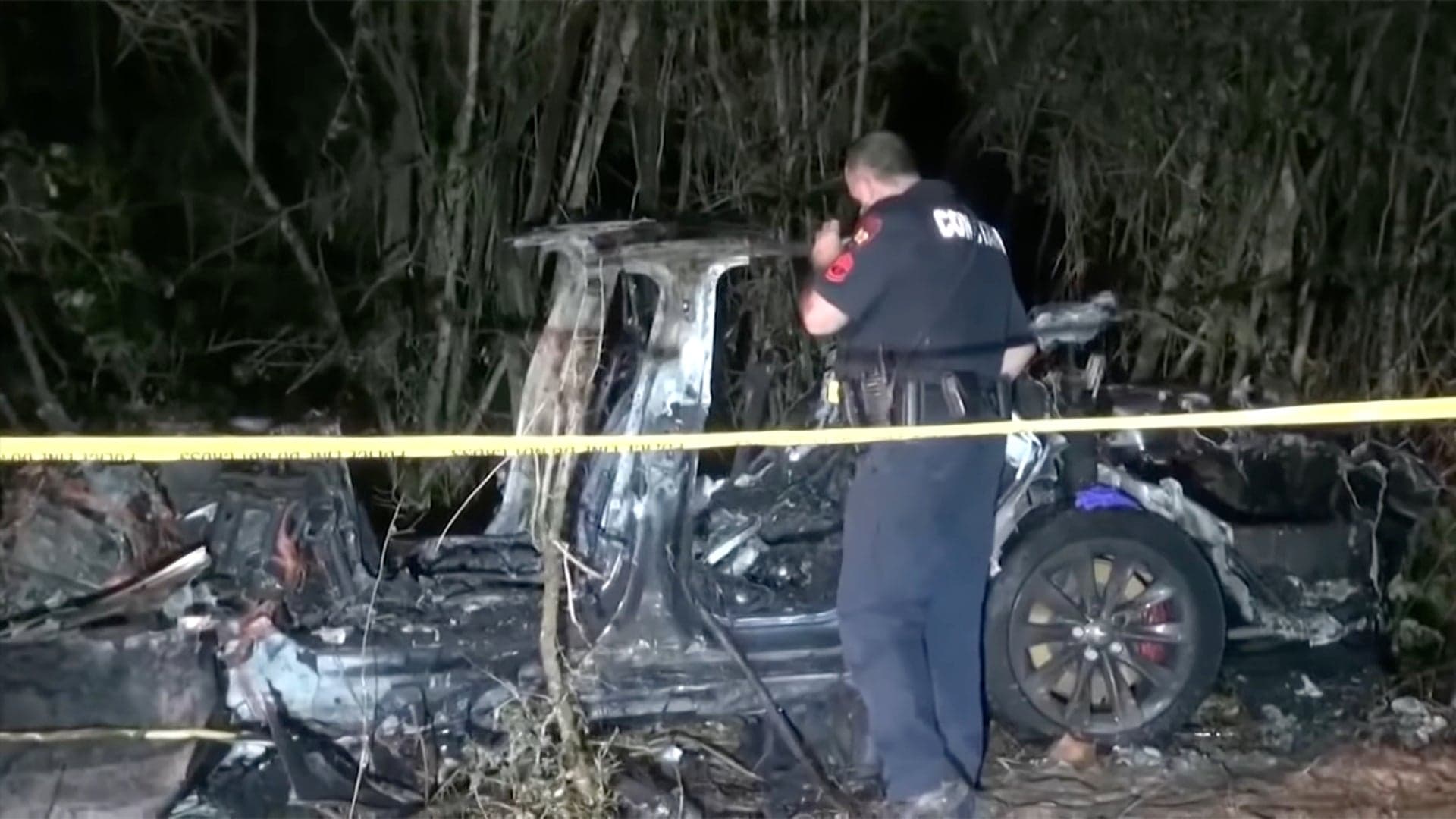 Elon Musk Denies Autopilot Use in Fatal Tesla Crash Where Police Claim ‘No One Was Driving’