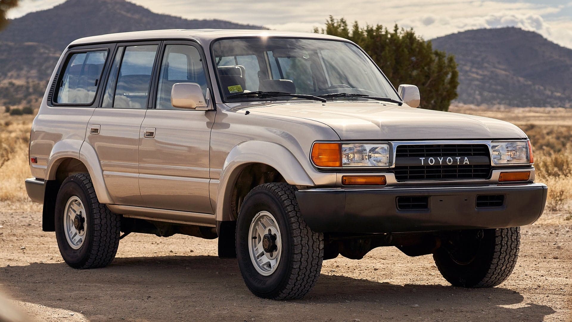 Toyota Used the ’90s Land Cruiser to Benchmark the 2022 Model