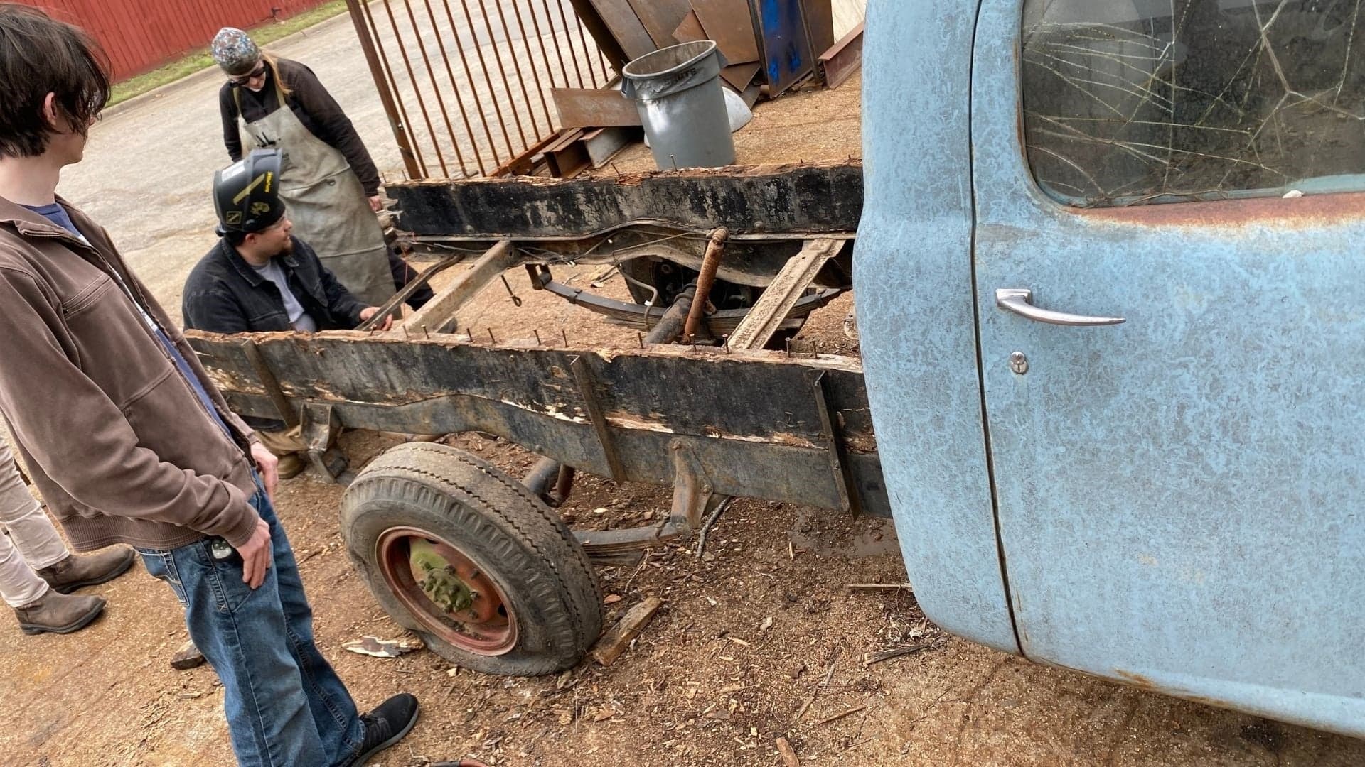 These Texas Shop Students Are Learning to Weld on an Abandoned 1951 Studebaker Ranch Truck