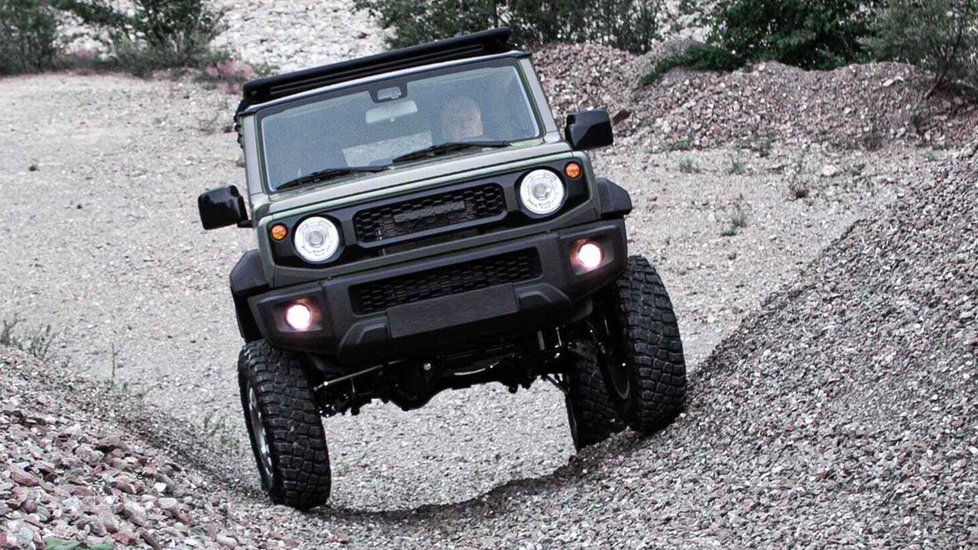 Suzuki Jimny on Portal Axles Has a Crazy 15.7 Inches of Ground Clearance