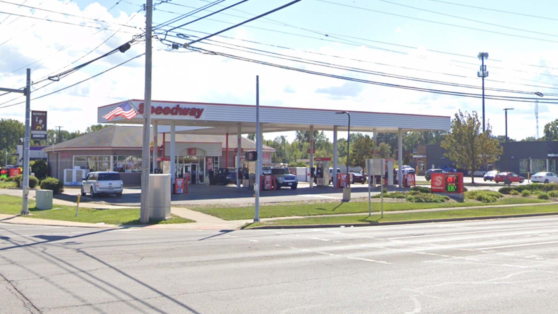 Dozens of Cars Need Repairs After Ohio Gas Station Sells Tainted Fuel