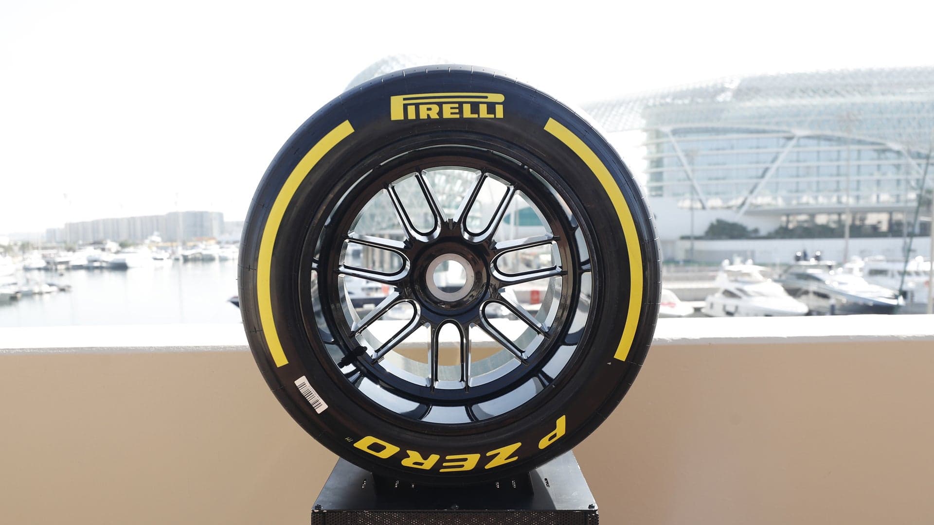 Pirelli Thinks It Has Fixed F1’s Tire Issues for 2022
