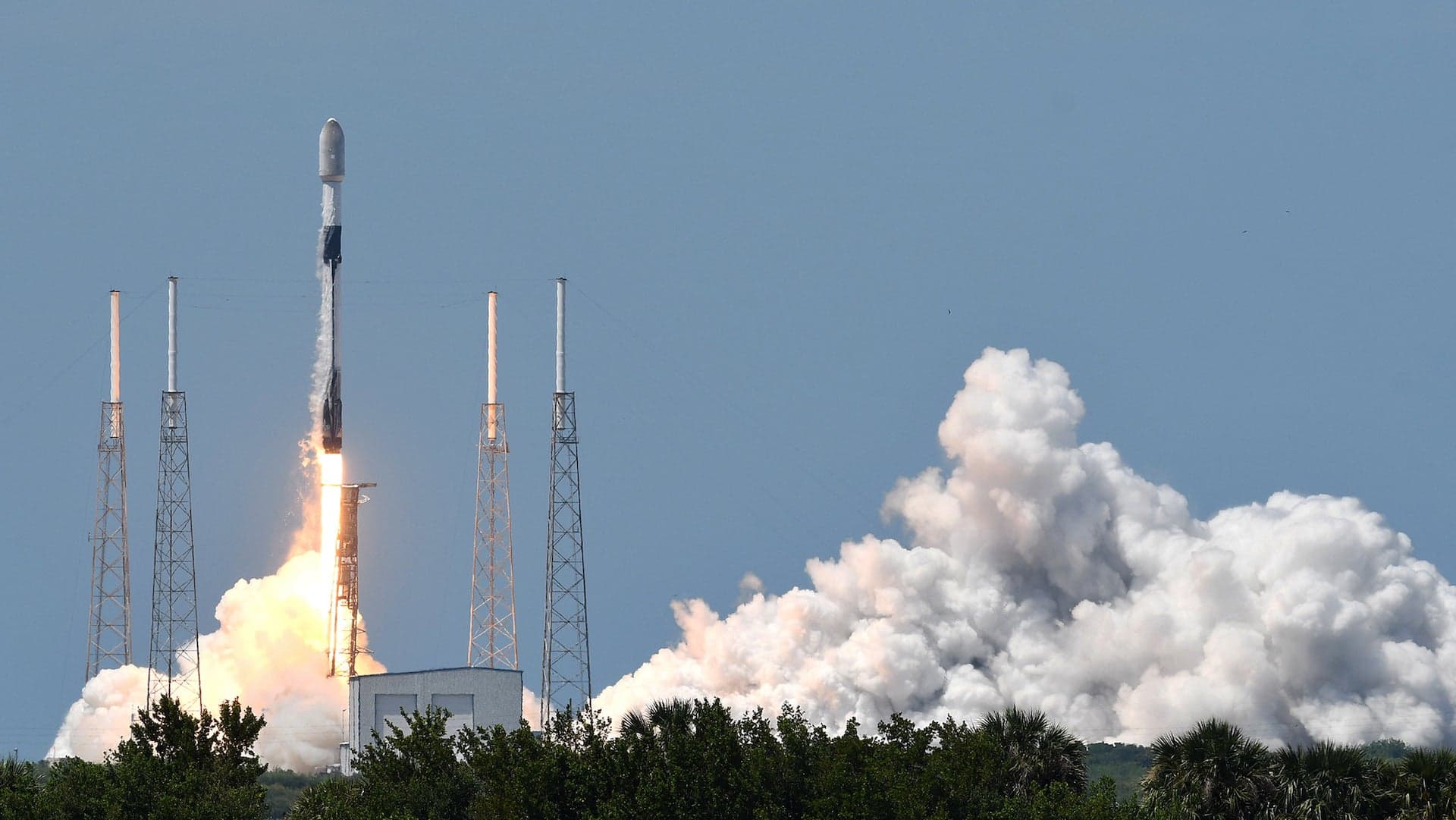 Solar Storm Destroys 40 New SpaceX Starlink Satellites