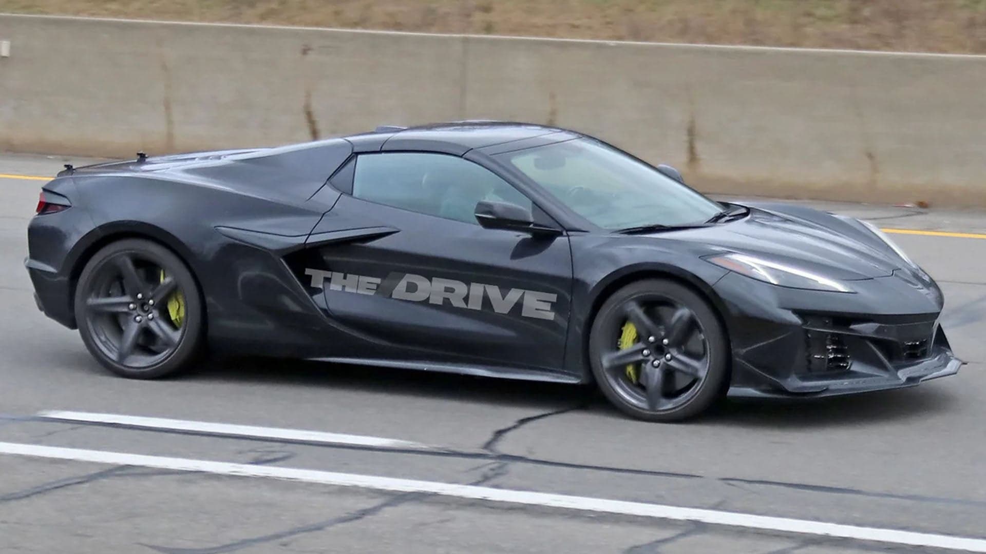 Chevy Corvette Hybrid’s Wild Dual-Clutch Transmission Likely Revealed in Detailed Patent