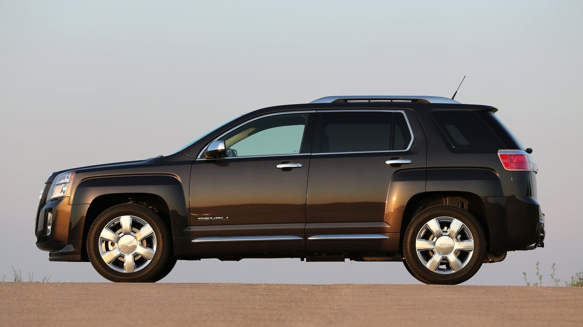 740,000 GMC Terrains Recalled for Headlights That Are Way Too Bright