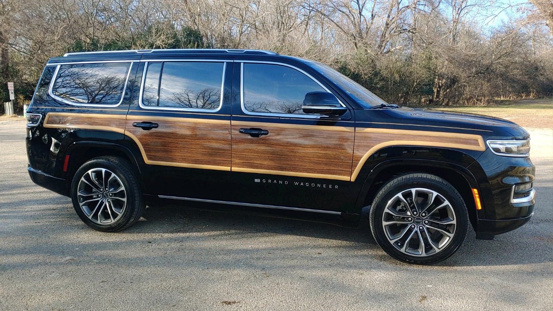 New Jeep Grand Wagoneer Finally Gets Woodgrain Option With Aftermarket Kit