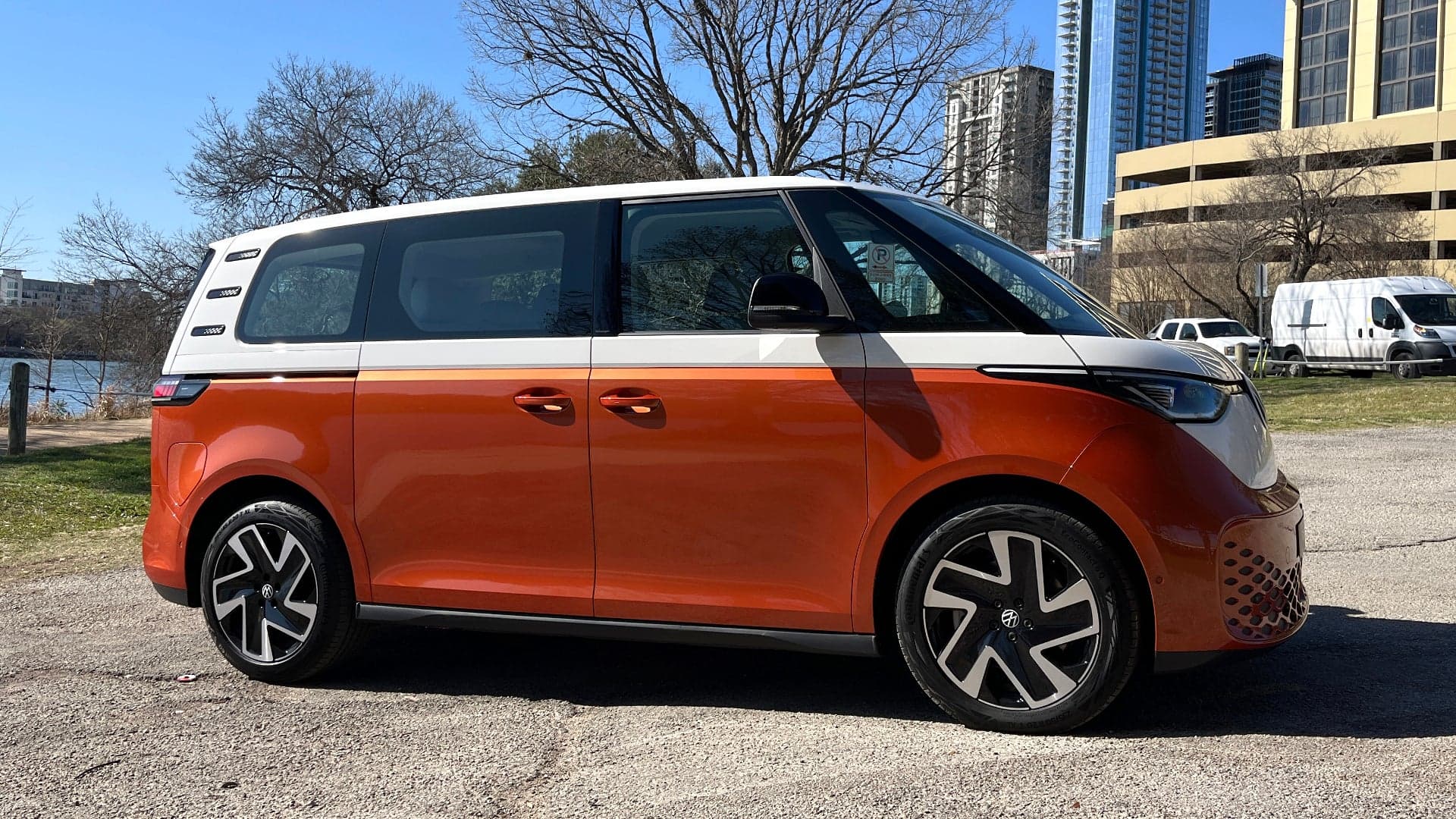 2024 Volkswagen ID Buzz Hands-On Impressions: The Retro EV Done Right