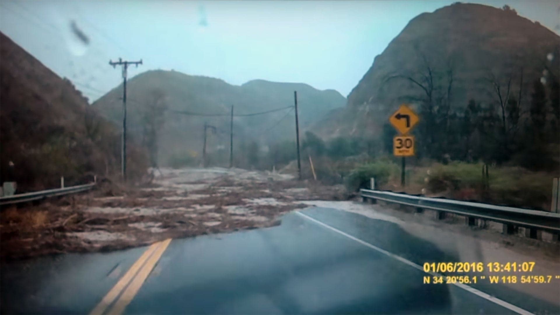 San Diego Flood Dashcam Is a Horror Film in Slow Motion