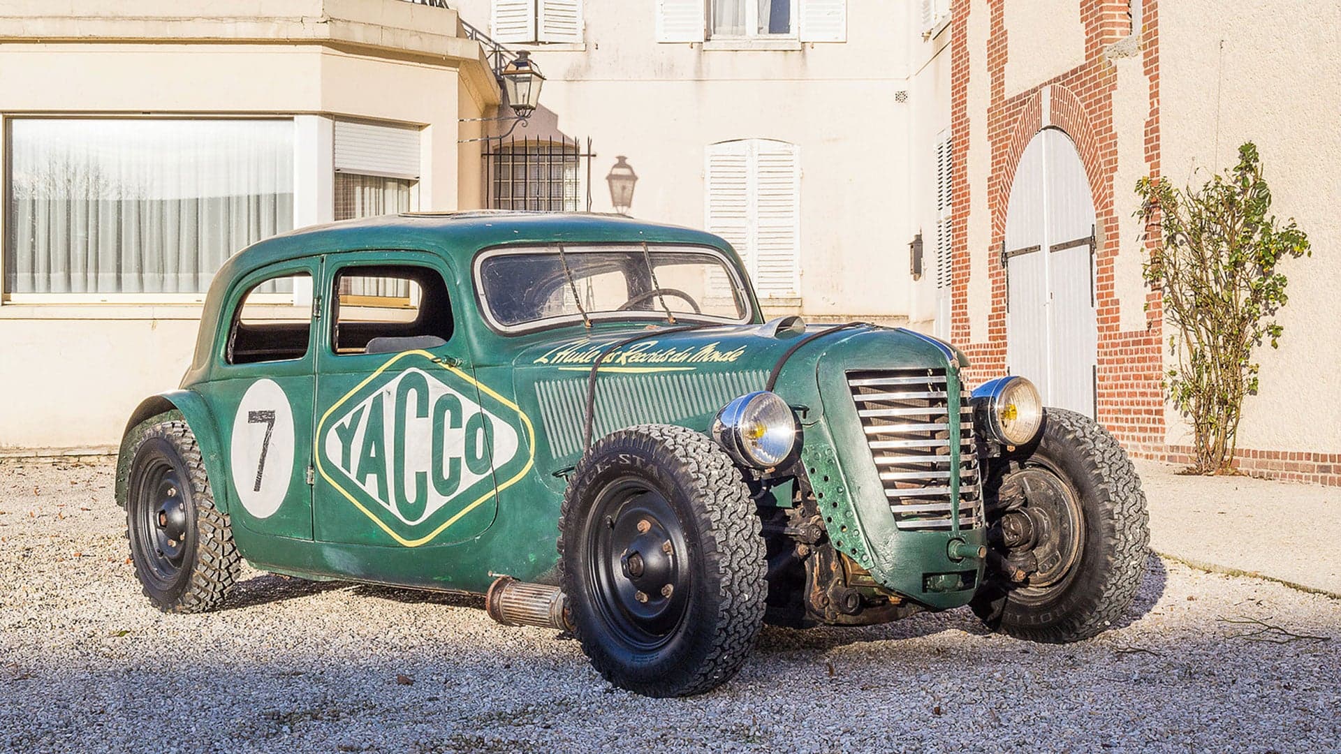 It Took 27 Years to Build This French Hot Rod