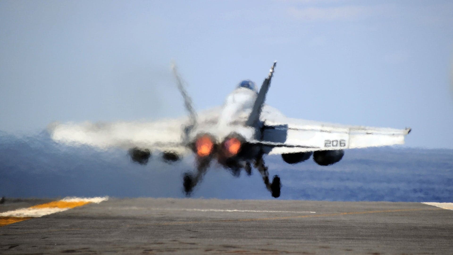 70 Percent of the U.S. Marines’ F/A-18 Fighter Jets Can’t Fly