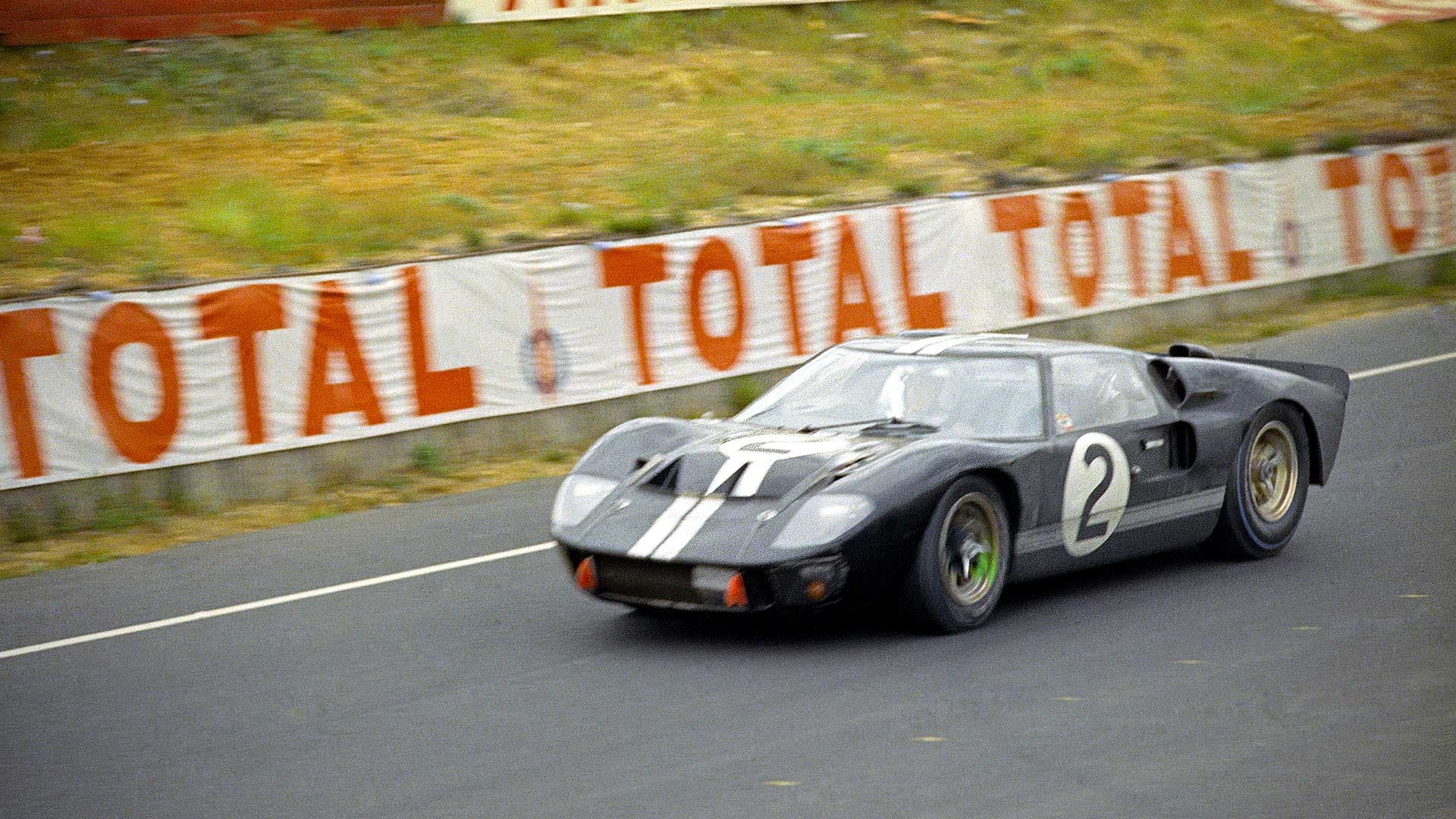 Watch This Le Mans-Winning Ford GT40 Being Restored to Perfection