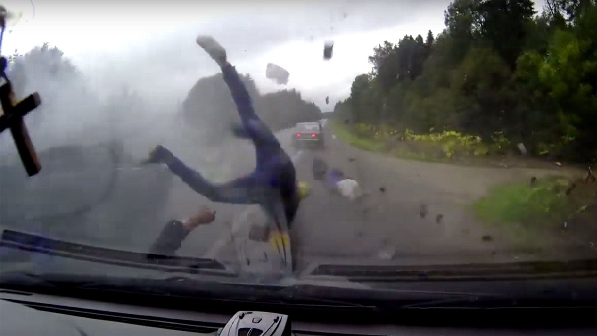 Watch This Exploding Lada Throw Its Passengers Into a Truck