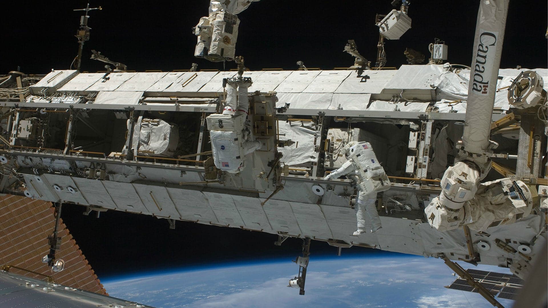 SpaceX Who? Watch NASA Astronauts Spacewalk to Fix a Rail Car